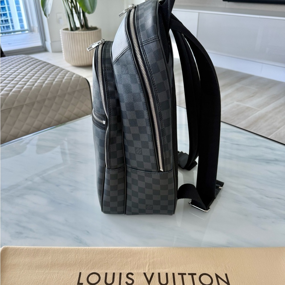 Louis Vuitton Michael Backpack - Picture 4 of 16